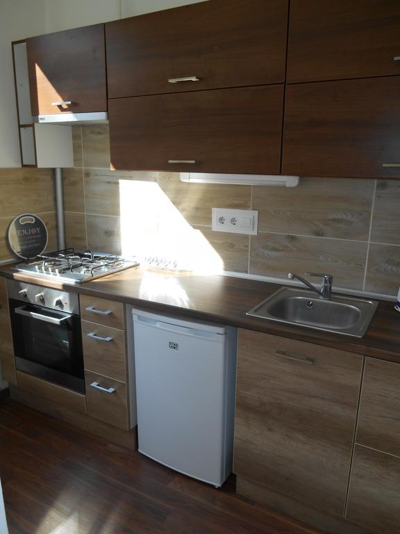 Akos Apartman Apartment Eger Bagian luar foto